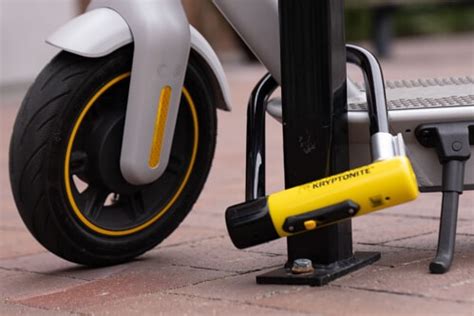 How to Lock Electric Scooter: A Journey Through the Maze of Urban Mobility